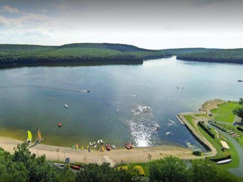 La Roche Du Roy Lägenhet Rocroi Exteriör bild