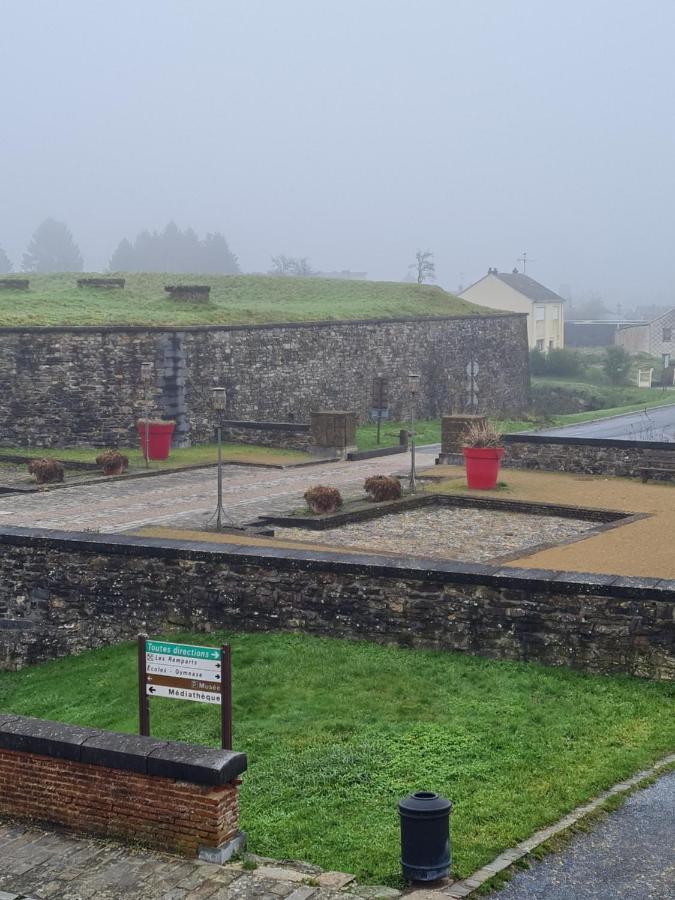 La Roche Du Roy Lägenhet Rocroi Exteriör bild